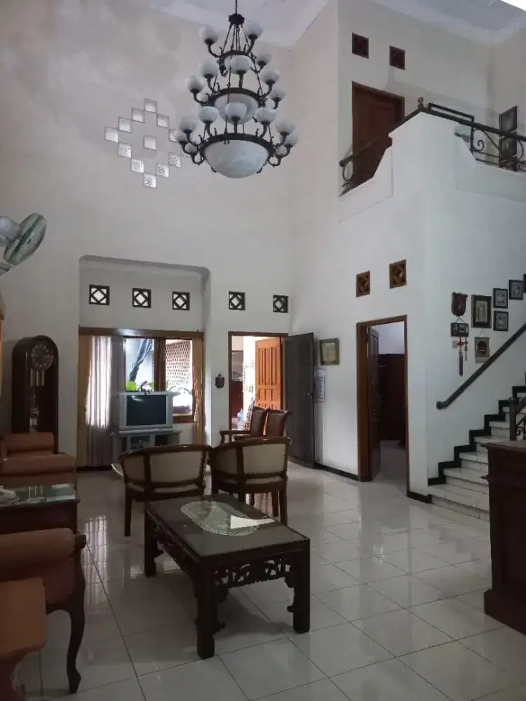 DIJUAL RUMAH DI MEDOKAN ASRI BARAT RUNGKUT SURABAYA BEBAS BANJIR