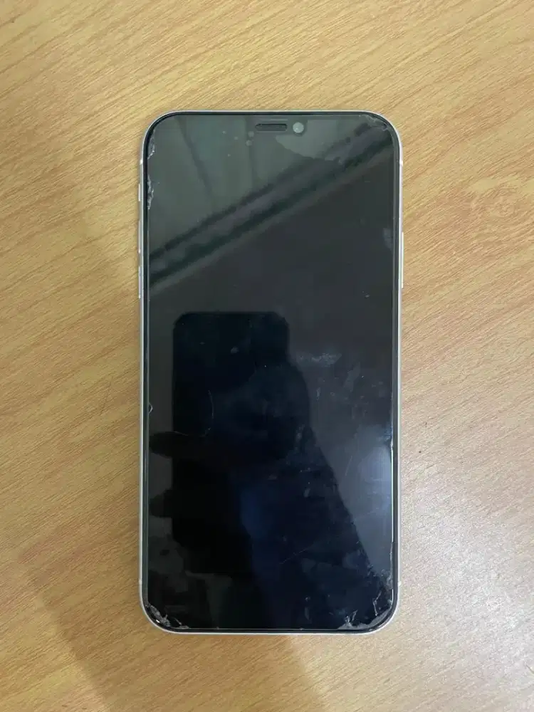 Iphone xr - HSC 2025