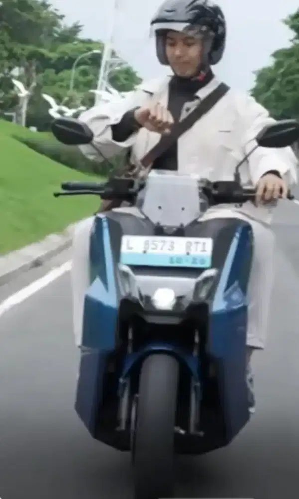 Motor listrik savart S1 P insignia 250cc blue