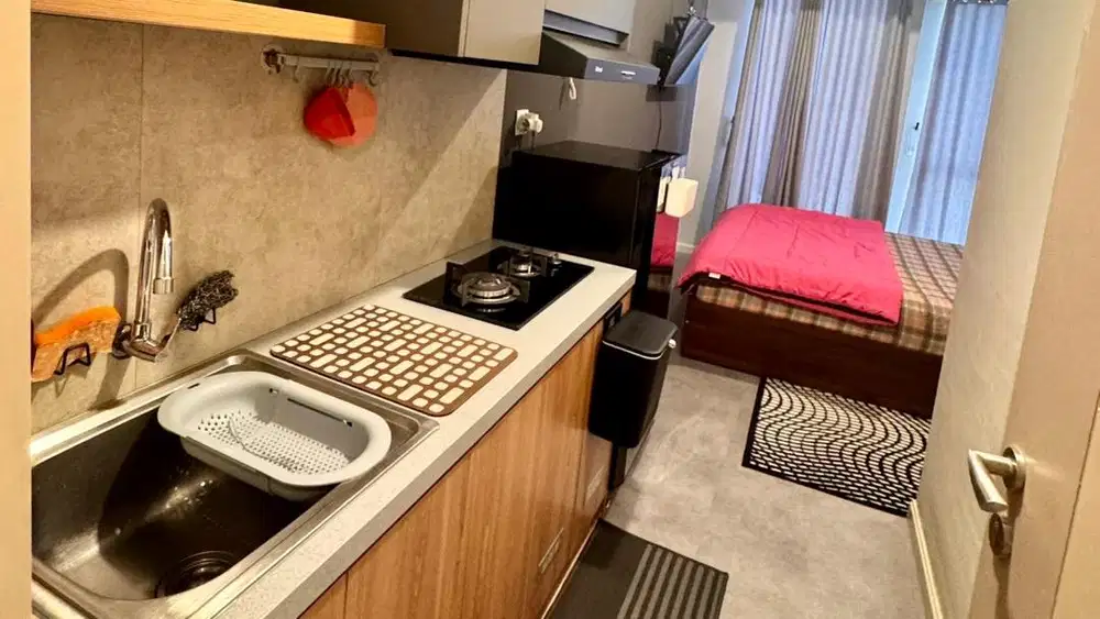 DISEWAKAN BULANAN APARTEMENT TOKYO RIVERSIDE PIK 2(lt.7)