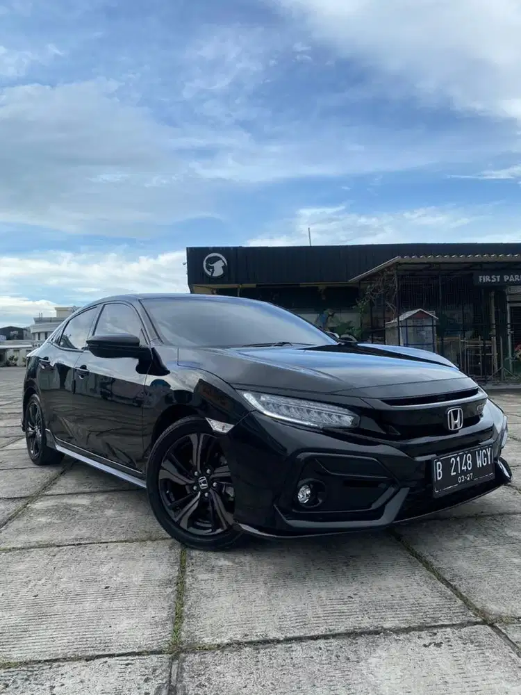 (Km Low 30ribu Record) HONDA CIVIC RS HB 2020