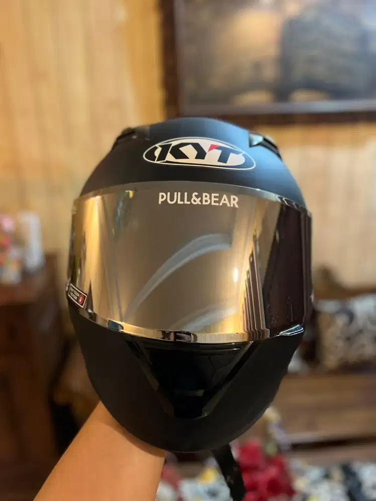 Helm Fullface KYT R10