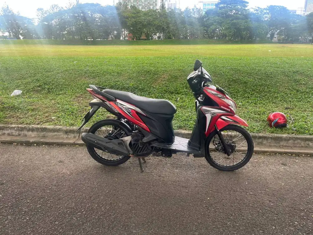 DIJUAL VARIO 125 th 2012