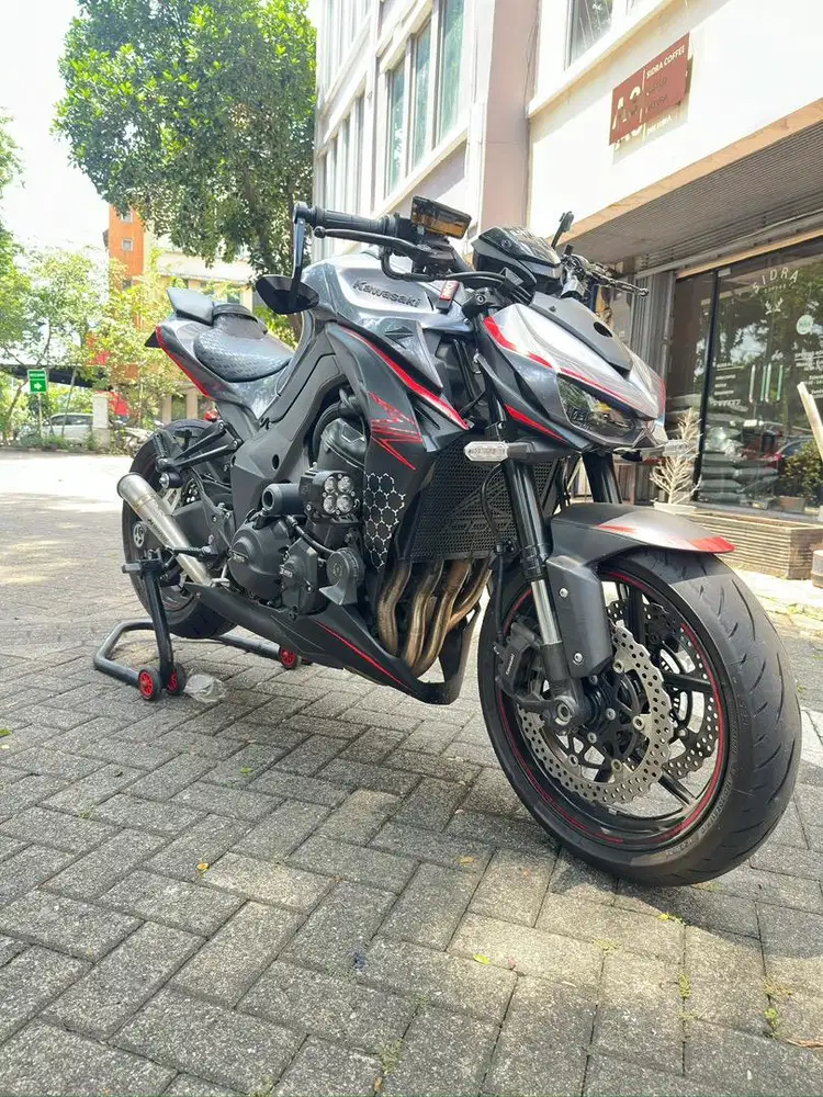 Kawasaki Z1000 2021 sugomi Like new