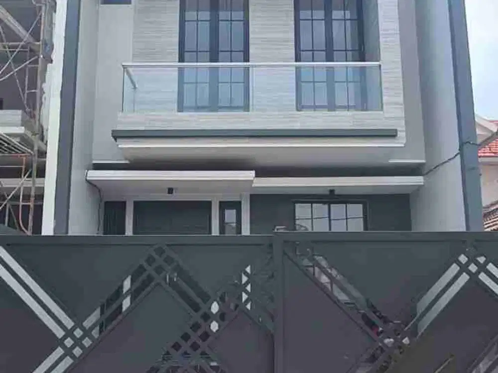 JUAL RUMAH MANYAR KERTOADI BARU GRESS 2 LANTAI MINIMALIS ROW LEBAR 3.5 MOBIL SHM