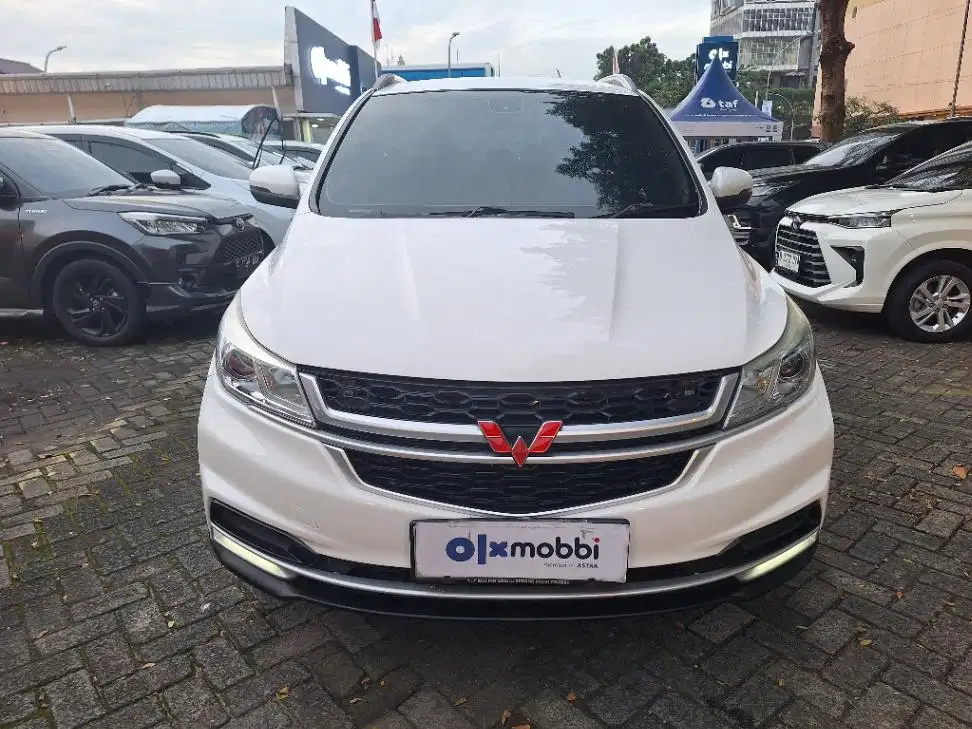 LOW DP Wuling Cortez 1.5S T Lux+ Bensin-AT 2022 RKG