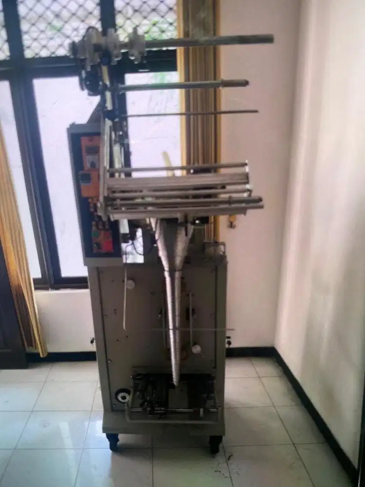 Mesin Packing (Minyak) 0.1 - 1kg