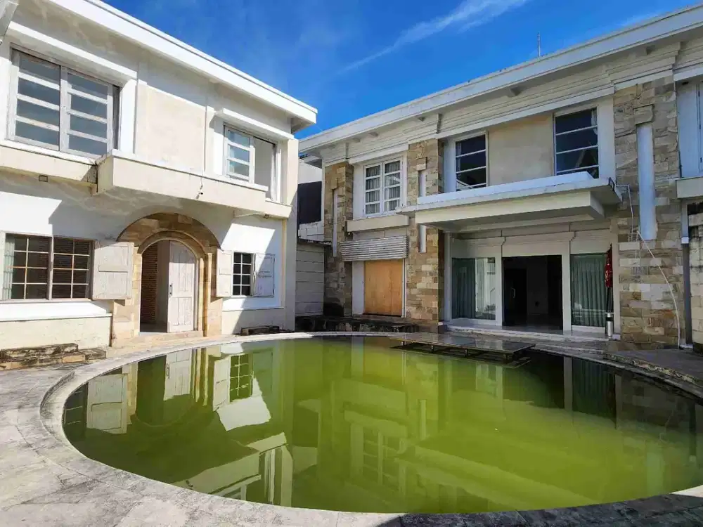 Gedung Kuta Comersial Kuta Bali