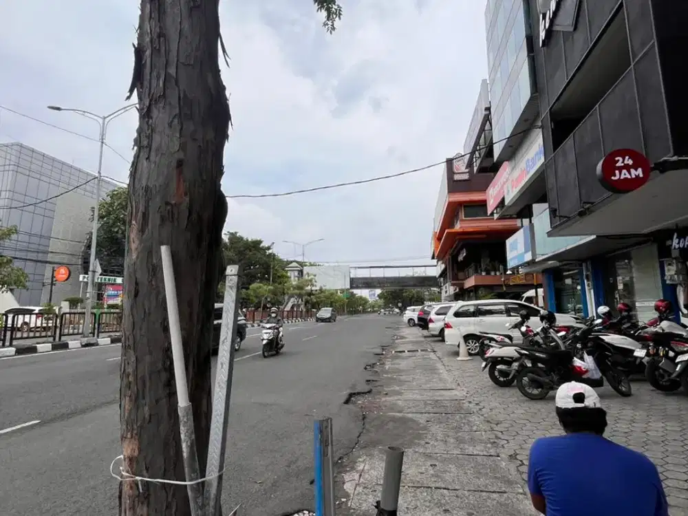 Disewakan MURAH Ruang Usaha per Lantai di Raya Ngagel Jaya Selatan Deretan Kuliner dan Kantor, dekat Manyar, Nginden, Bratang, Pucang