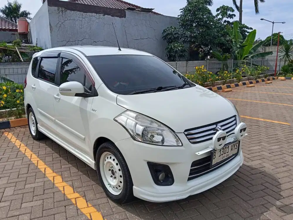 Suzuki Ertiga Elegant 2013 Automatic