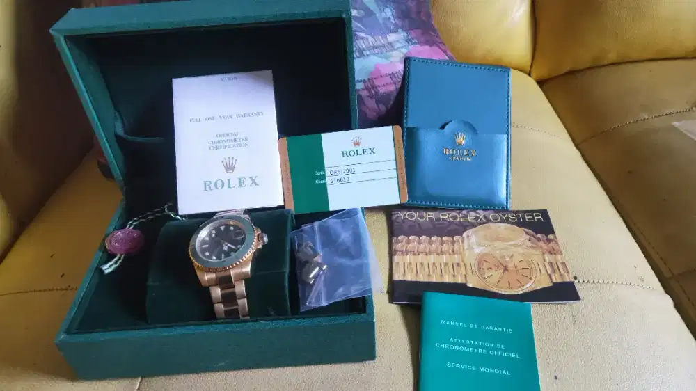 Jam Tangan Rolex Submariner Yellow Gold Hulk