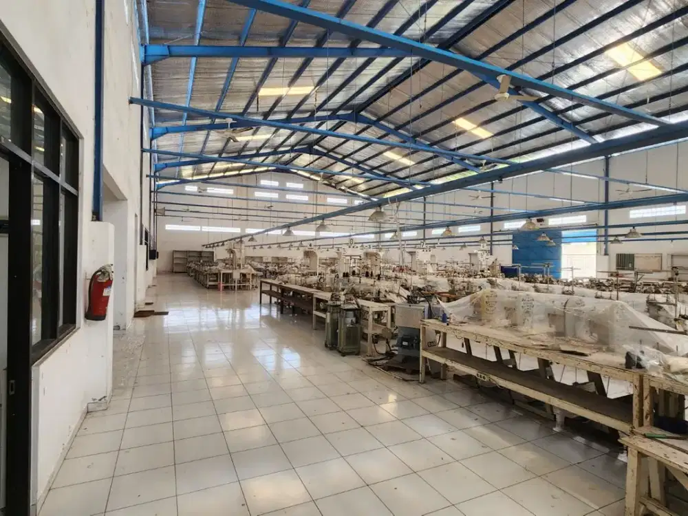 GUDANG DIJUAL DI SOLO BARAT DEKAT PINTU TOLL BANYUDONO