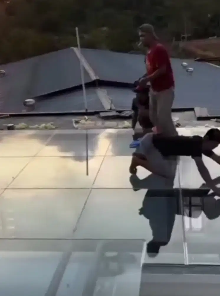 Kanopi kaca berkualitas