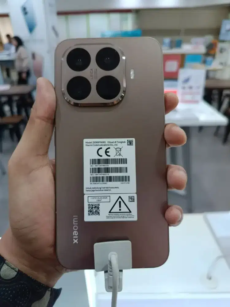 Xiaomi 15T Pro Memori 1TB Garansi resmi Xiaomi 24 bulan