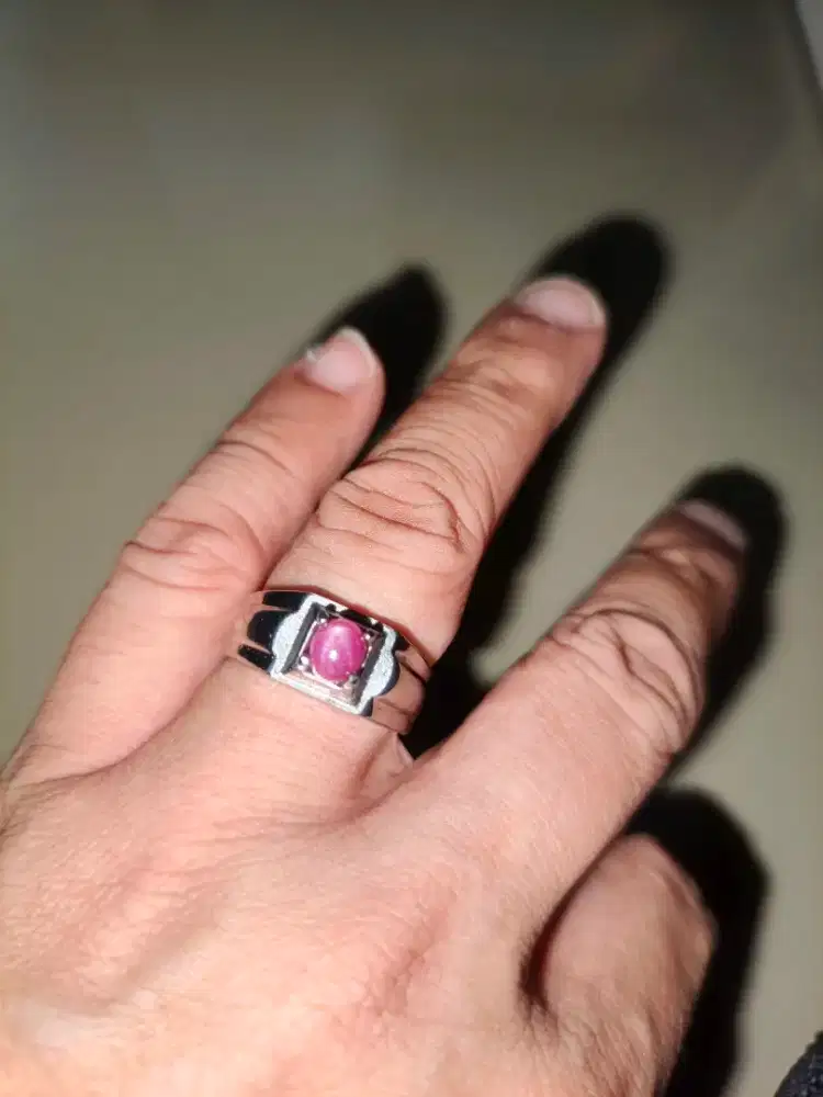 Cincin Ruby Star, Ukuran 9, Monel Baja