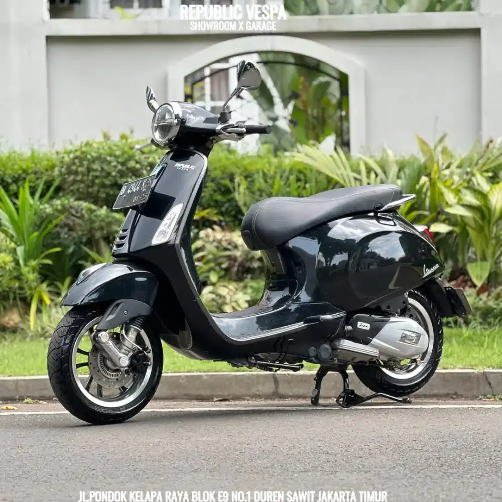 DIJUAL VESPA PRIMAVERA 150 IGET ABS LED TH 2022 PERCECT CONDITION