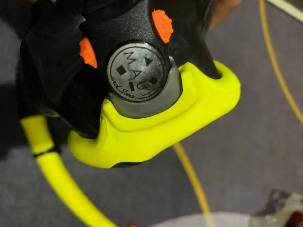 Maui & Sons Snorkel and Mask (Rare Item)