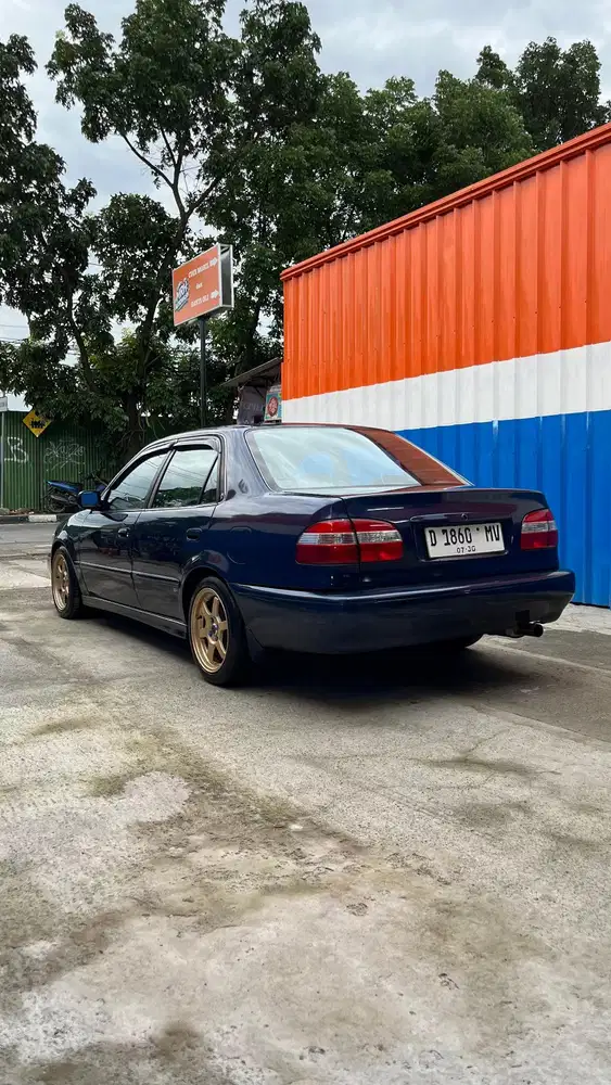 Toyota Corolla 2000 Bensin