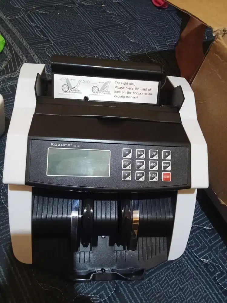 Mesin hitung uang konzure M-C 1001+