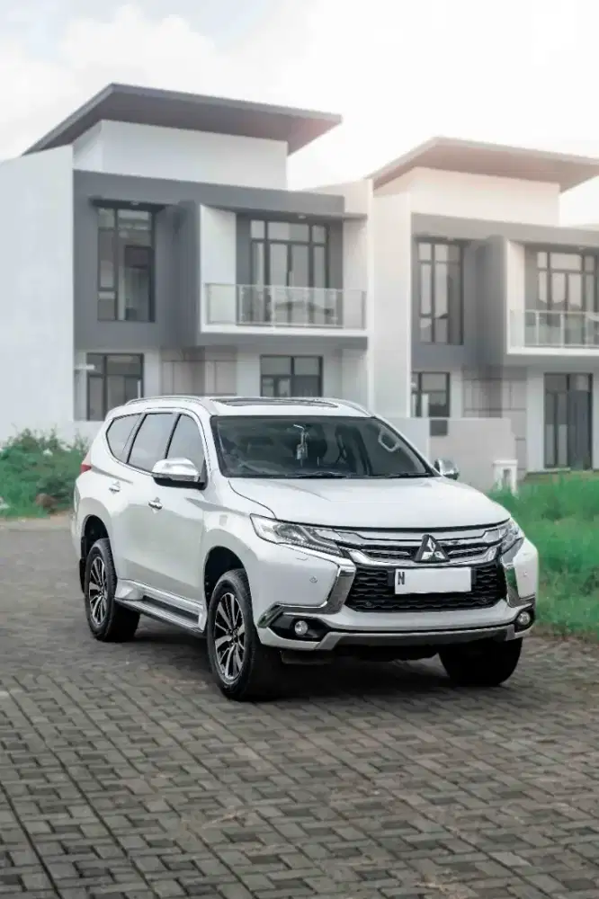 Di jual Pajero sport Dakar 4x2 AT 2020