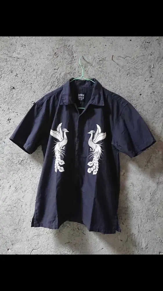kemeja rown keren