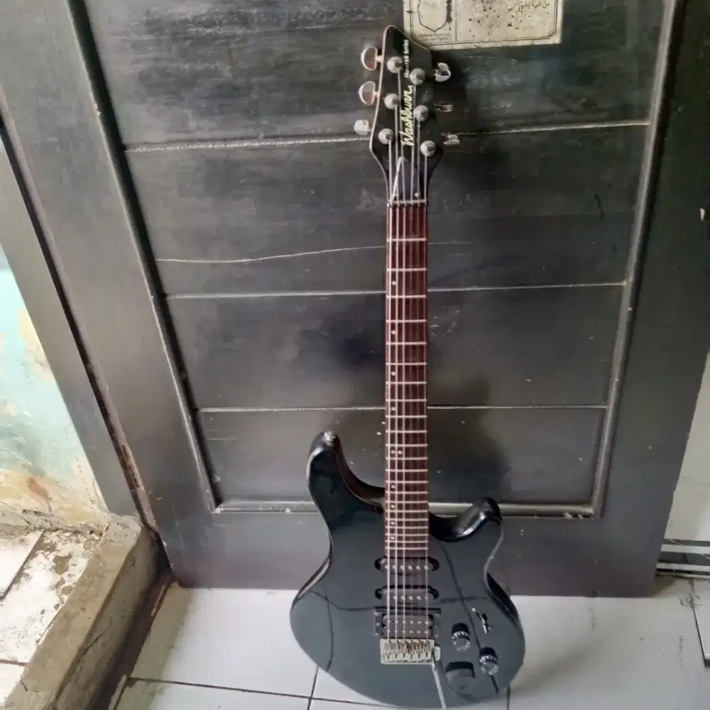 GUITAR WASHBUN MULUS NORMAL