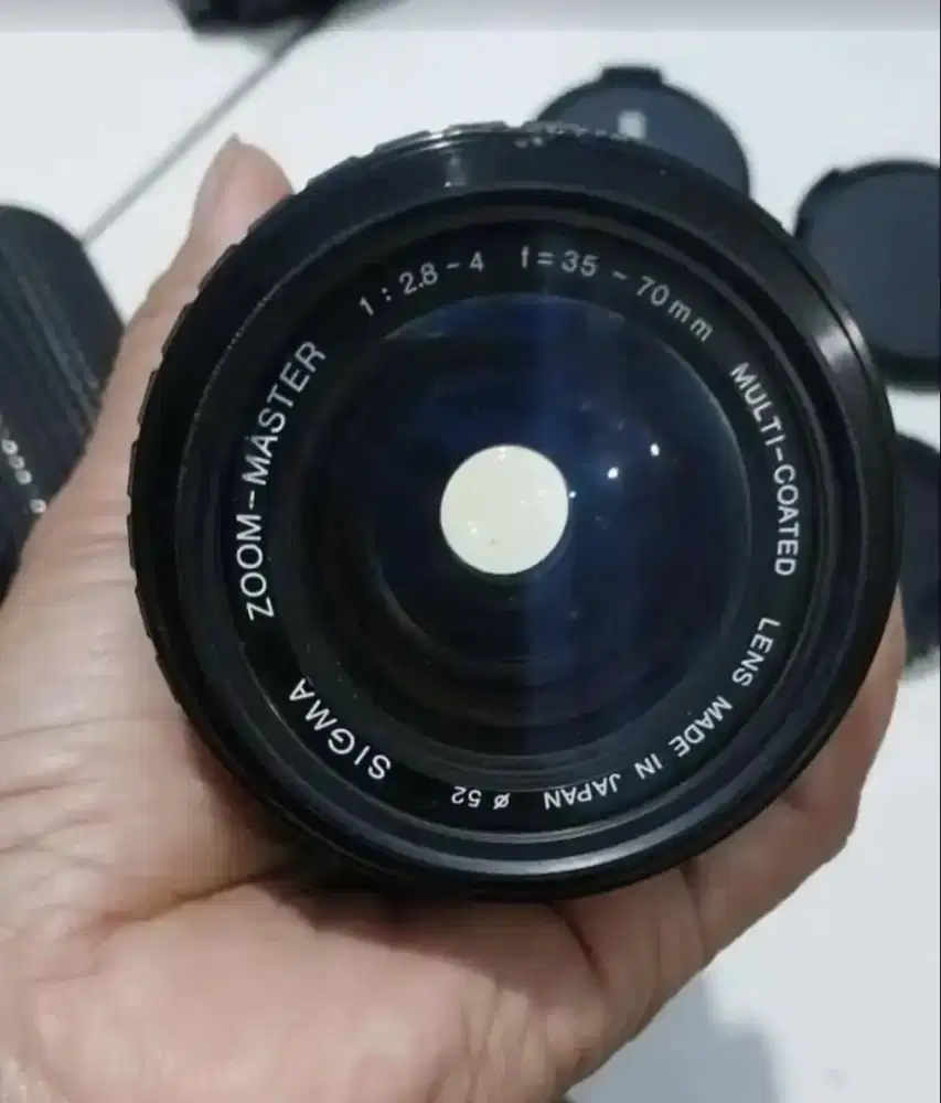 Lensa canon ukuran 200 dan 56