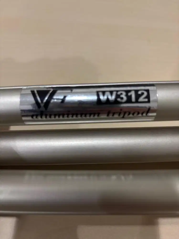 Jual cepat - tripod alumunium merk weifeng