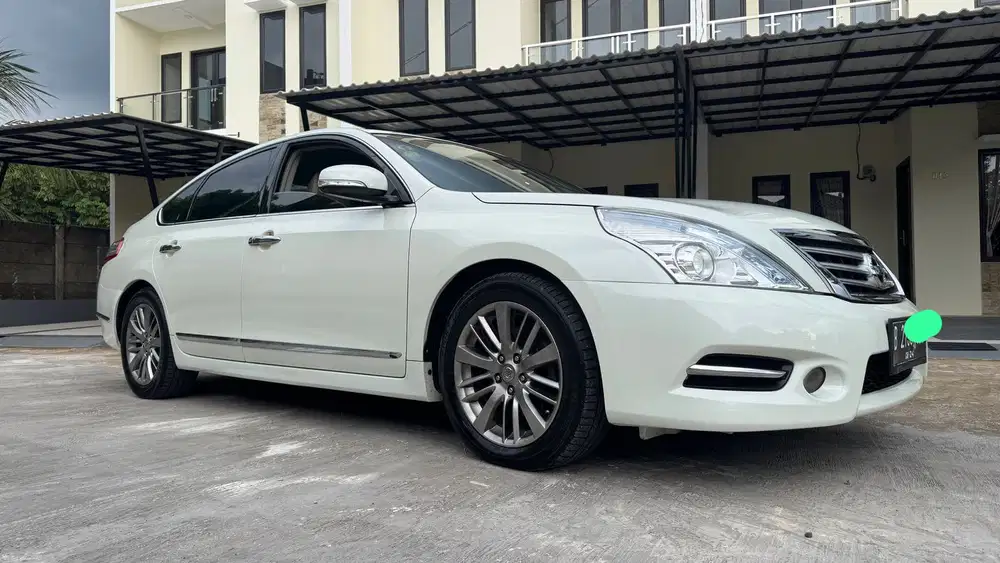 Nissan Teana xv at 2012