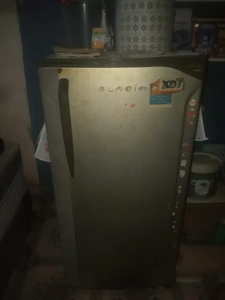 Kulkas 1pintu Toshiba glacio