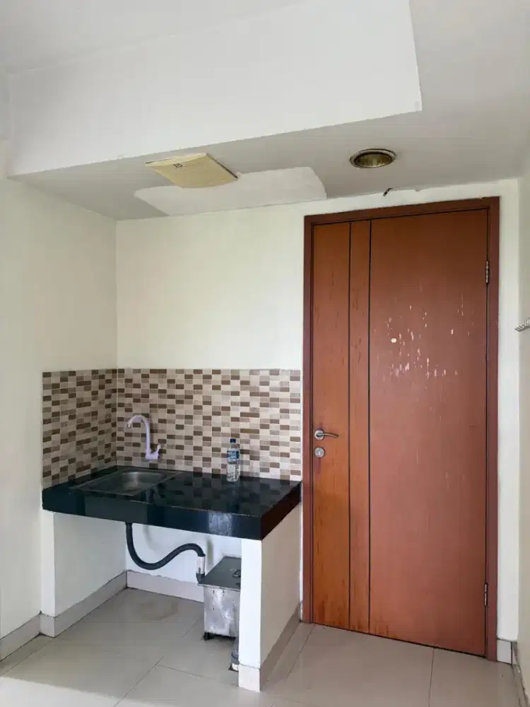 Disewakan  apart type 2 kmr  ditower g