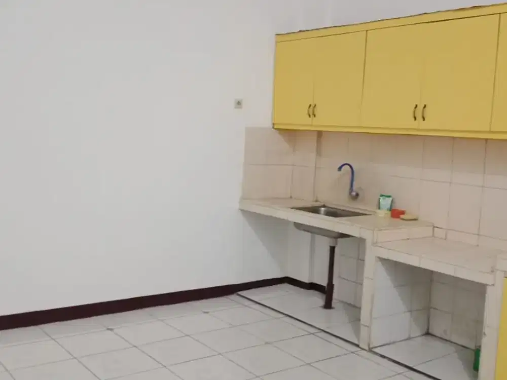 Disewakan Rumah Siap Huni Jelambar Karya Barat, Jakarta barat