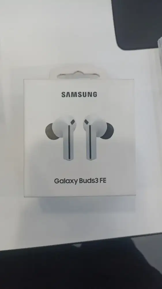SAMSUNG BUDS 3 FE