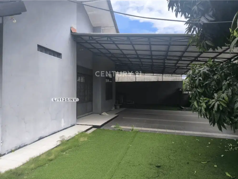 Rumah Nyaman Posisi Hook Halaman Luas Siap Huni Di TKI 2 Bandung