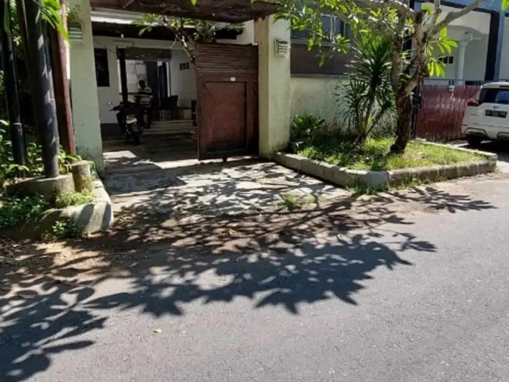 Rumah strategis Kebo iwa Benoa Bali