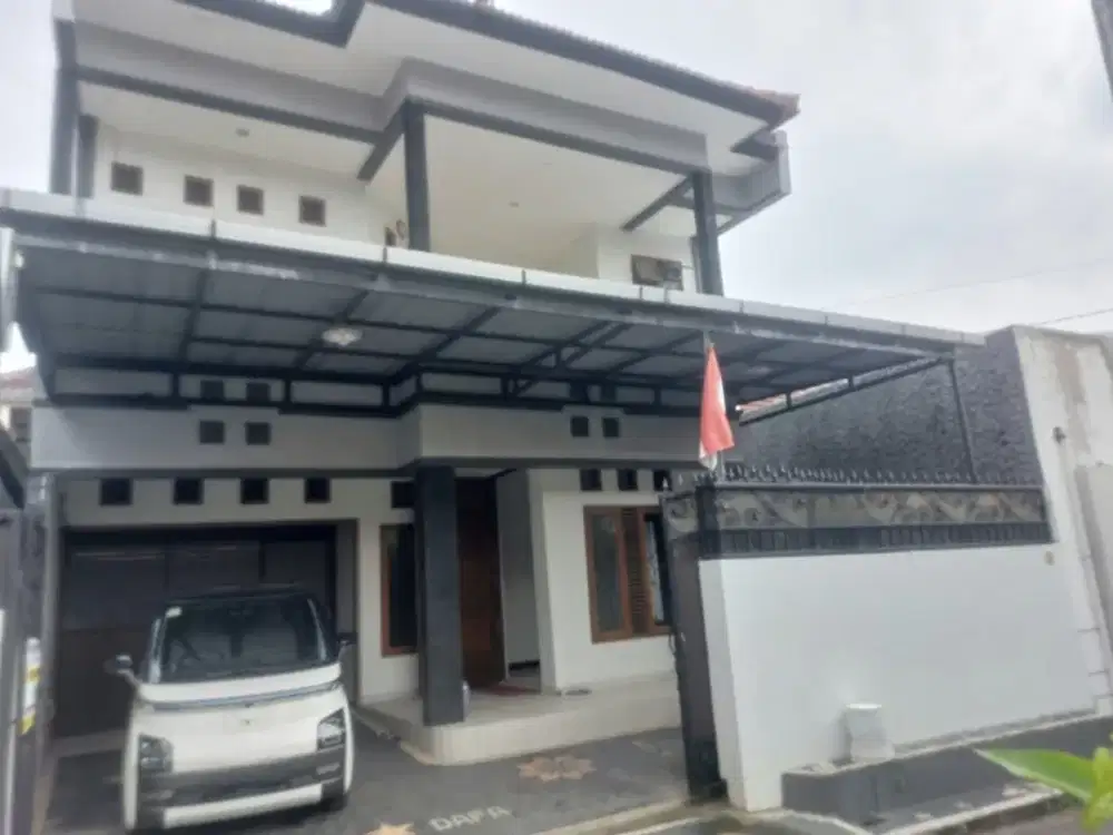 Rumah Cantik Strategis Jayagiri Renon Denpasar Bali