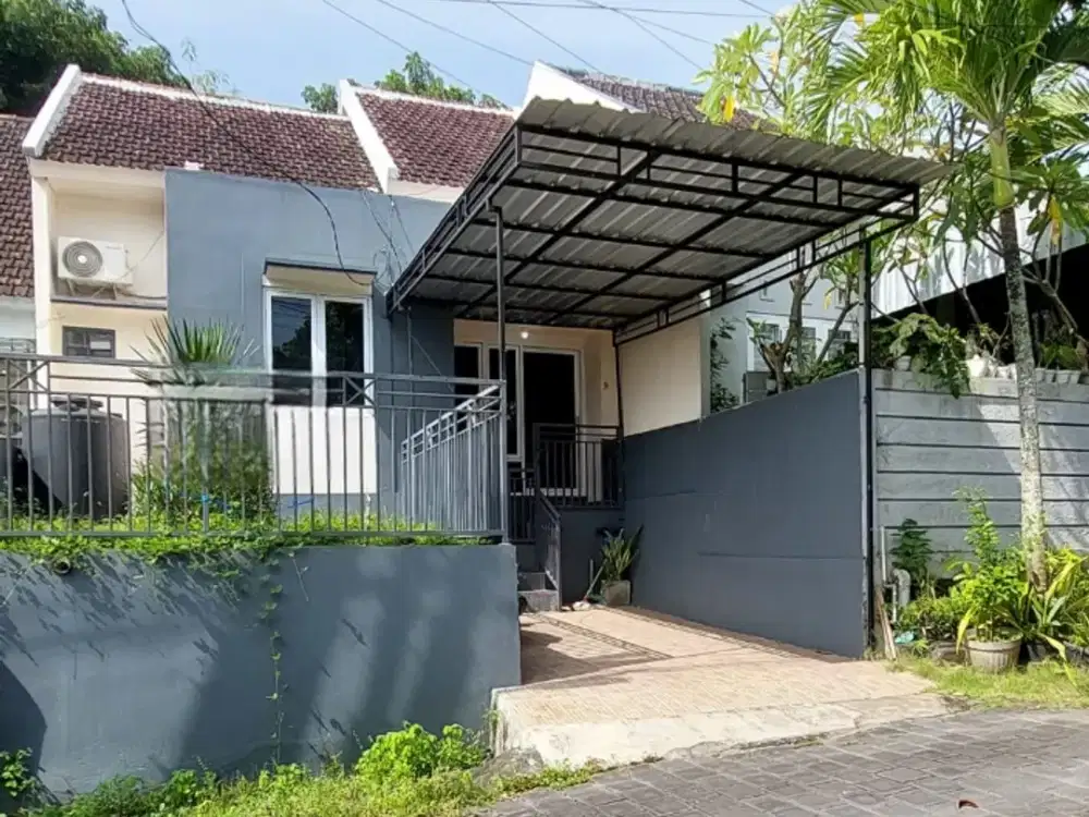 Rumah cantik Nuansa Selatan Taman Griya Jimbaran