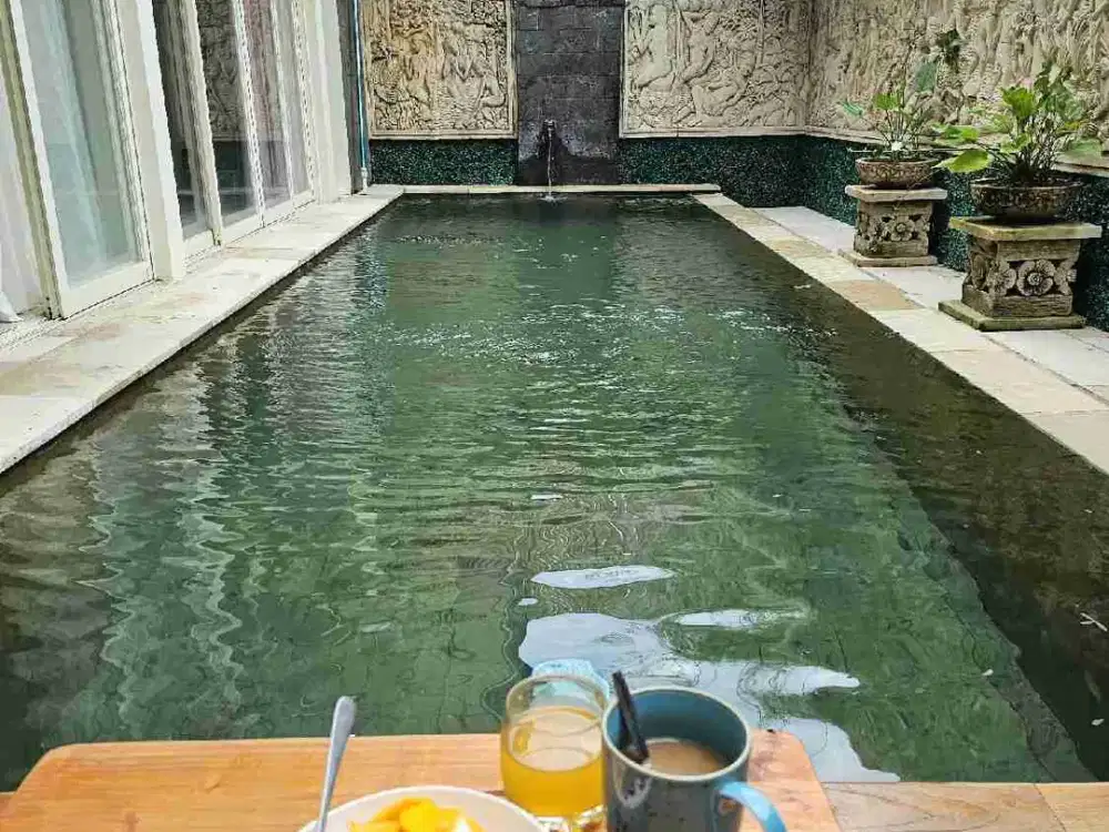 villa strategis penghasil cuan Banjar semer Kerobokan bali