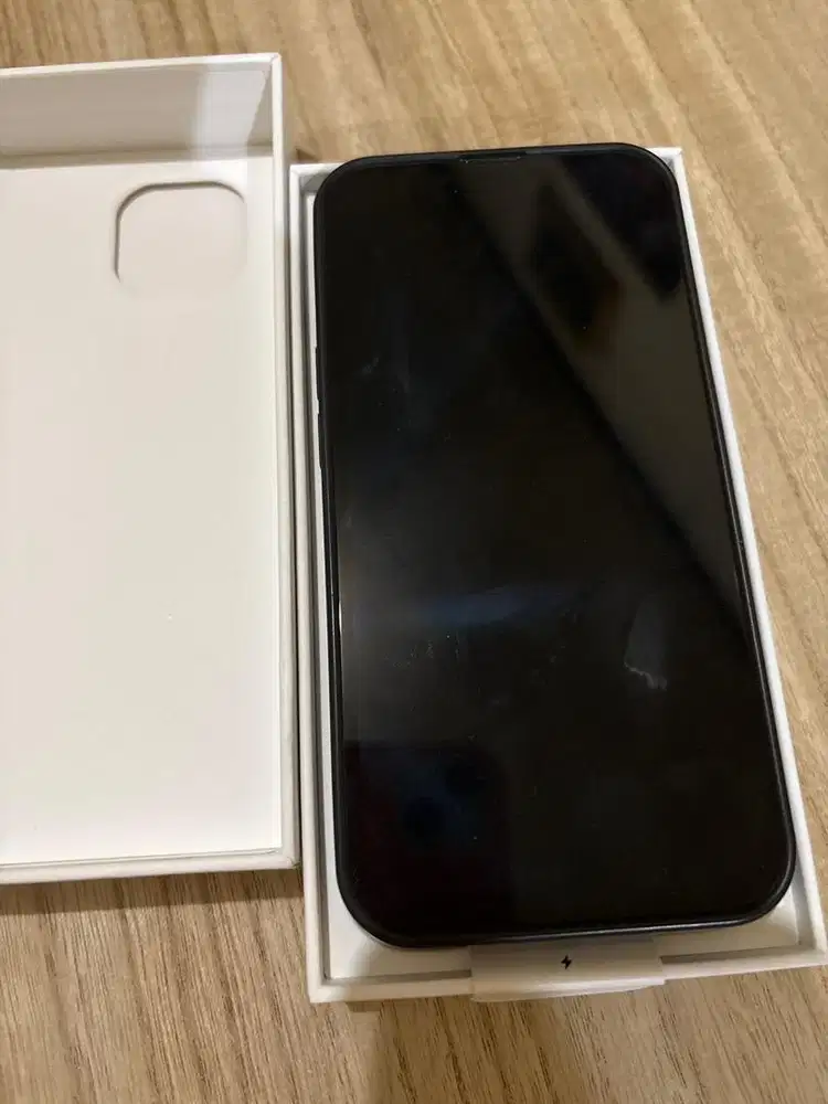 Iphone 13 128GB resmi masih garansi 10 bulan