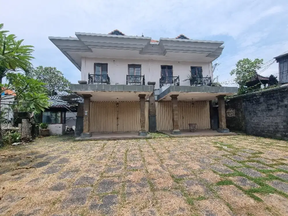 Ruko Gandeng Strategis Hang Tuah Sanur Denpasar Bali