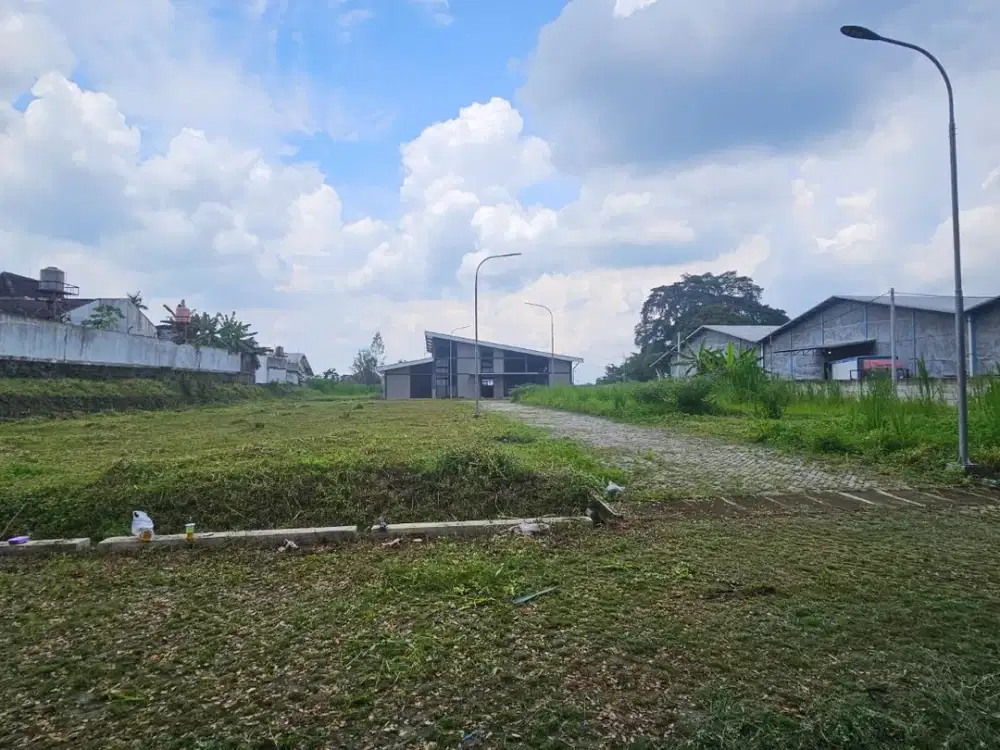 disewakan tanah dan bangunan di jalan perintis kemerdekaan pudakpayung