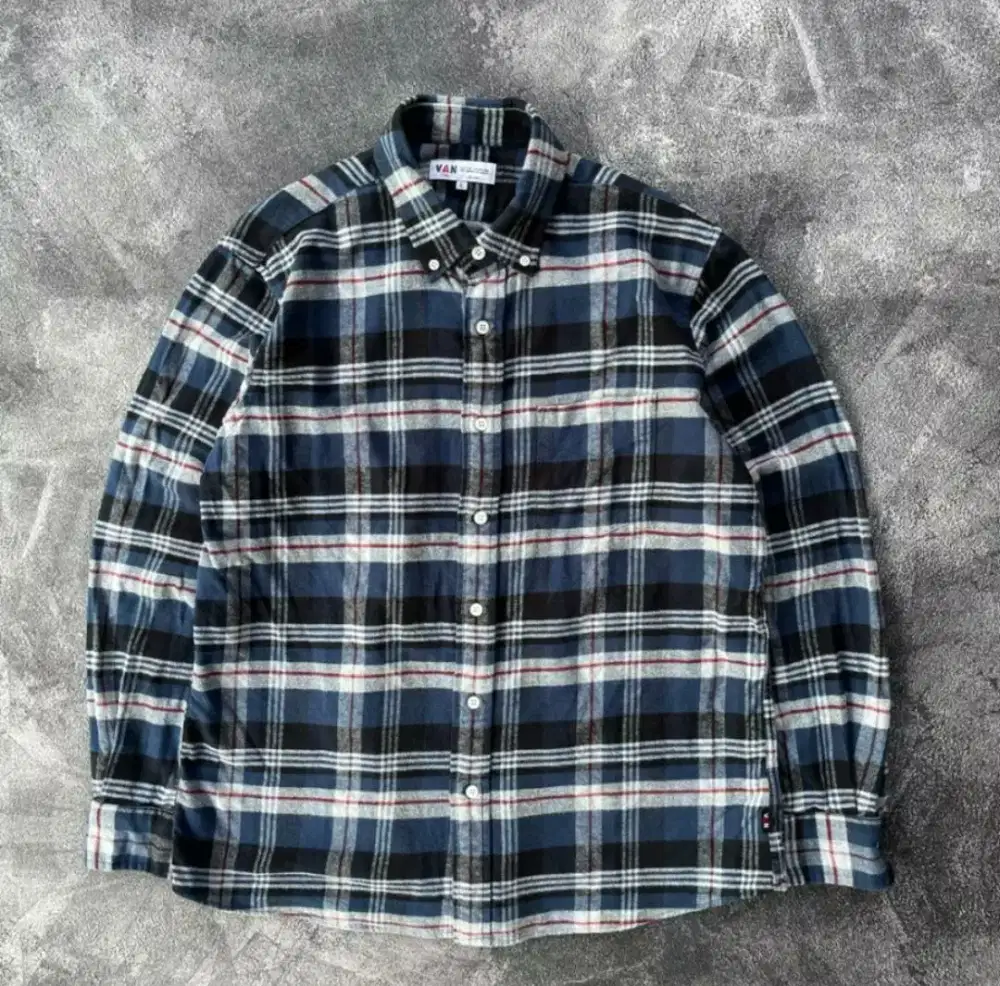 Kemeja VAN Flannel Size L
