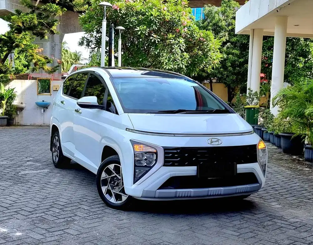 Hyundai Stargazer Prime Automatic 2023 / 2024