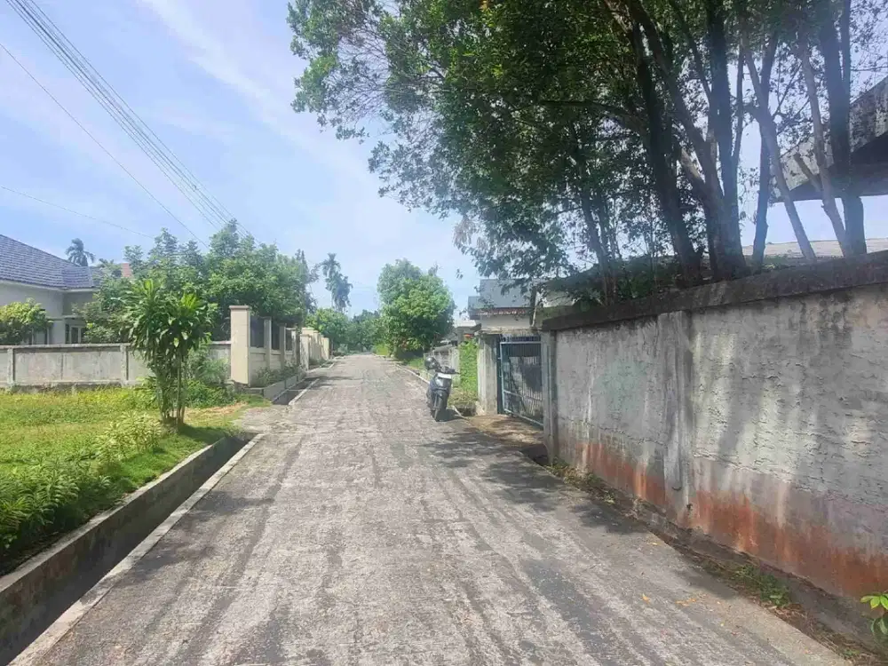 Dijual Rumah dengan seharga tanah