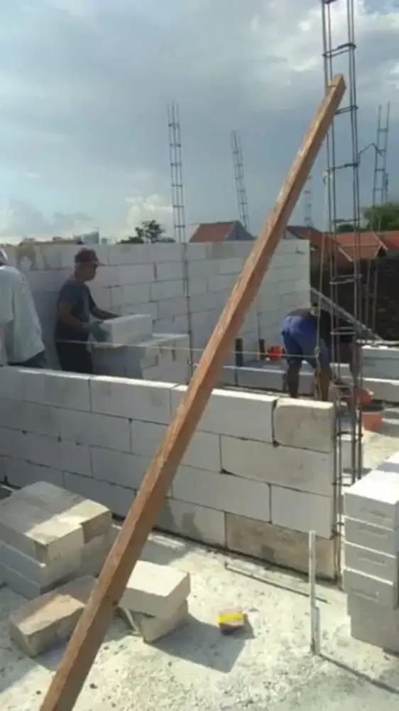 Tukang bangunan & listrik,galvalum,keramik,plafon,partisi,kanopi,cat,