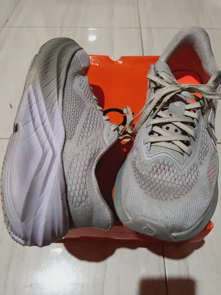 Jual Sepatu Running Ortuseight Hyperblast 2.1 Ukuran 41