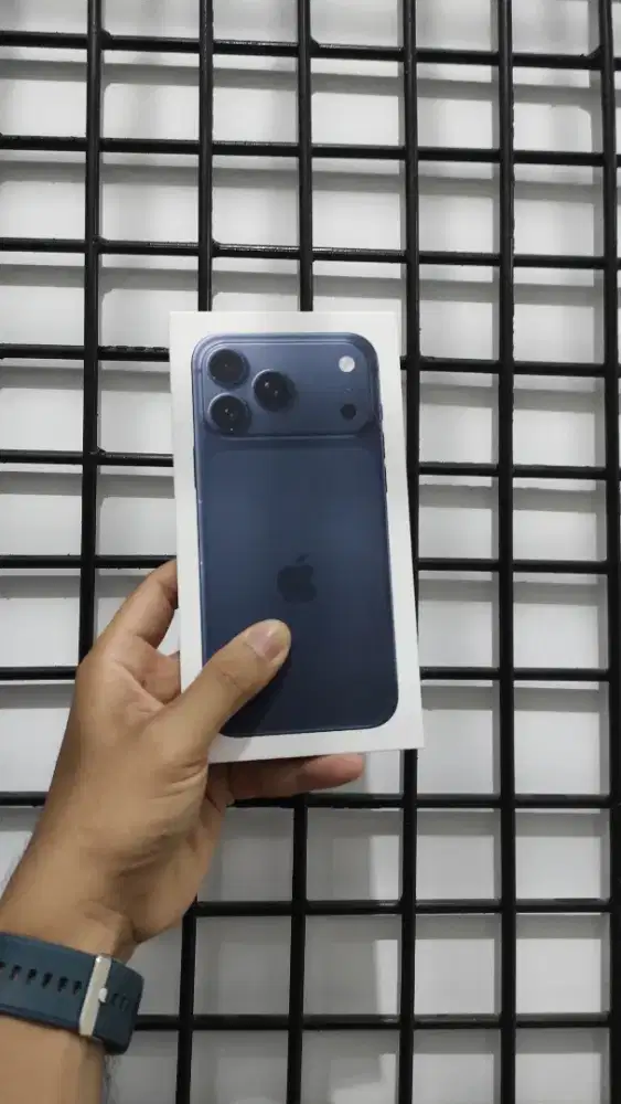 Ready IPHONE 17 PROMAX DEEPBLUE 256