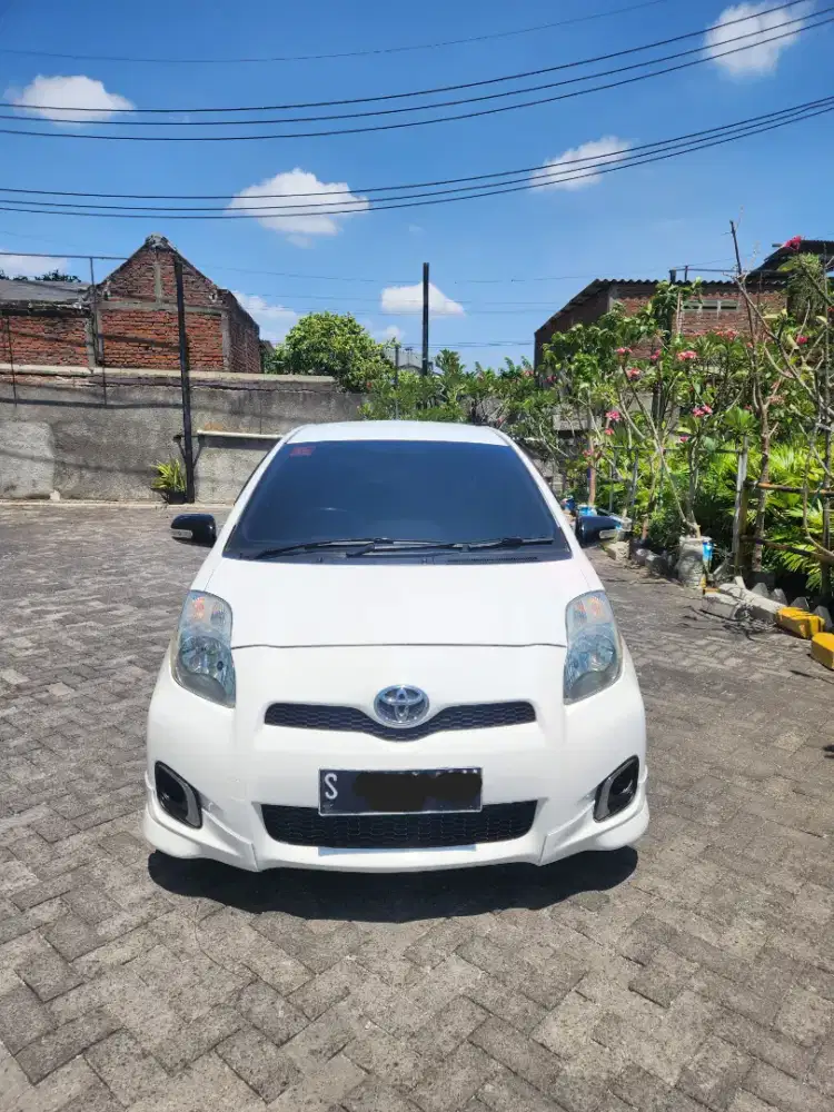 Yaris E Matic Facelift 2012. Istimewah!