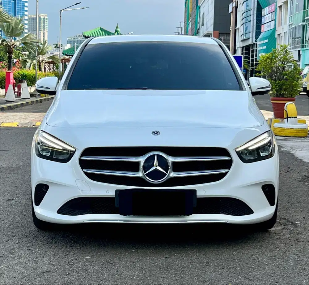 MERCEDES BENZ B200 PROGRESIVE LINE AT TAHUN 2019