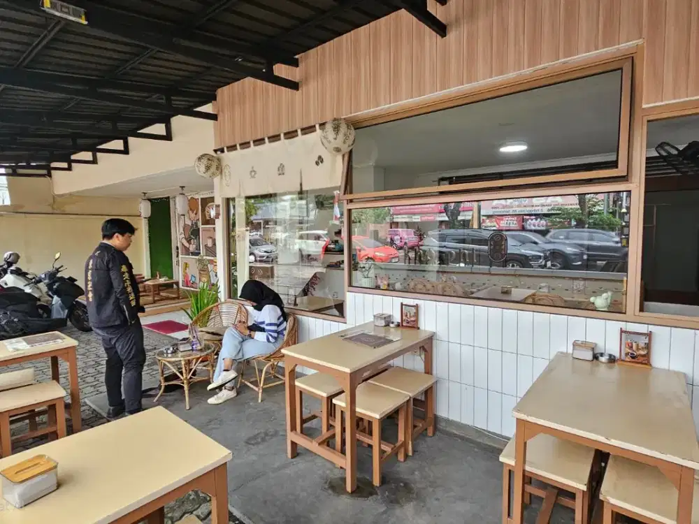 Dijual Tempat usaha dan Rumah Kost jalan raya indraprasta